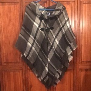 Apt. 9 cowlneck poncho